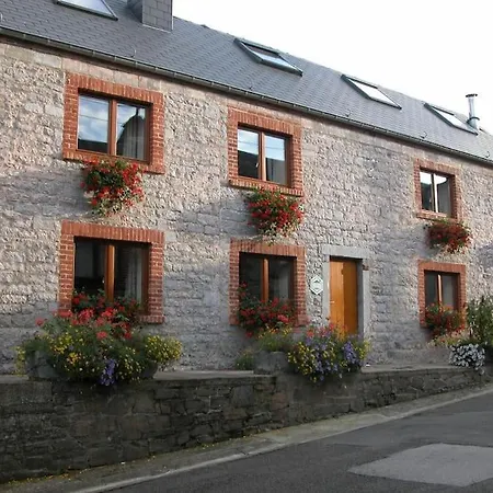 Maison De Familiale: Le Petit Nid Mosan Feriehus Dinant